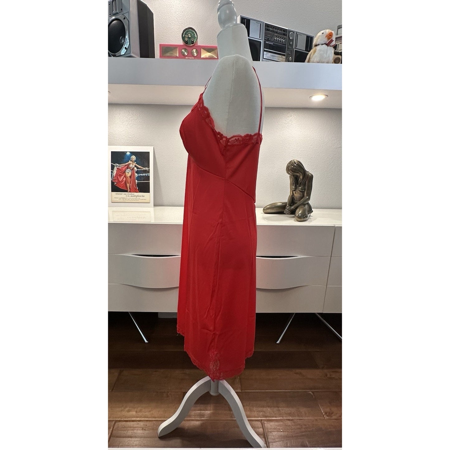 VINTAGE *NEW* 1960's Kayser Slip Real Red Size 36 100% Nylon w/ Lace Trim