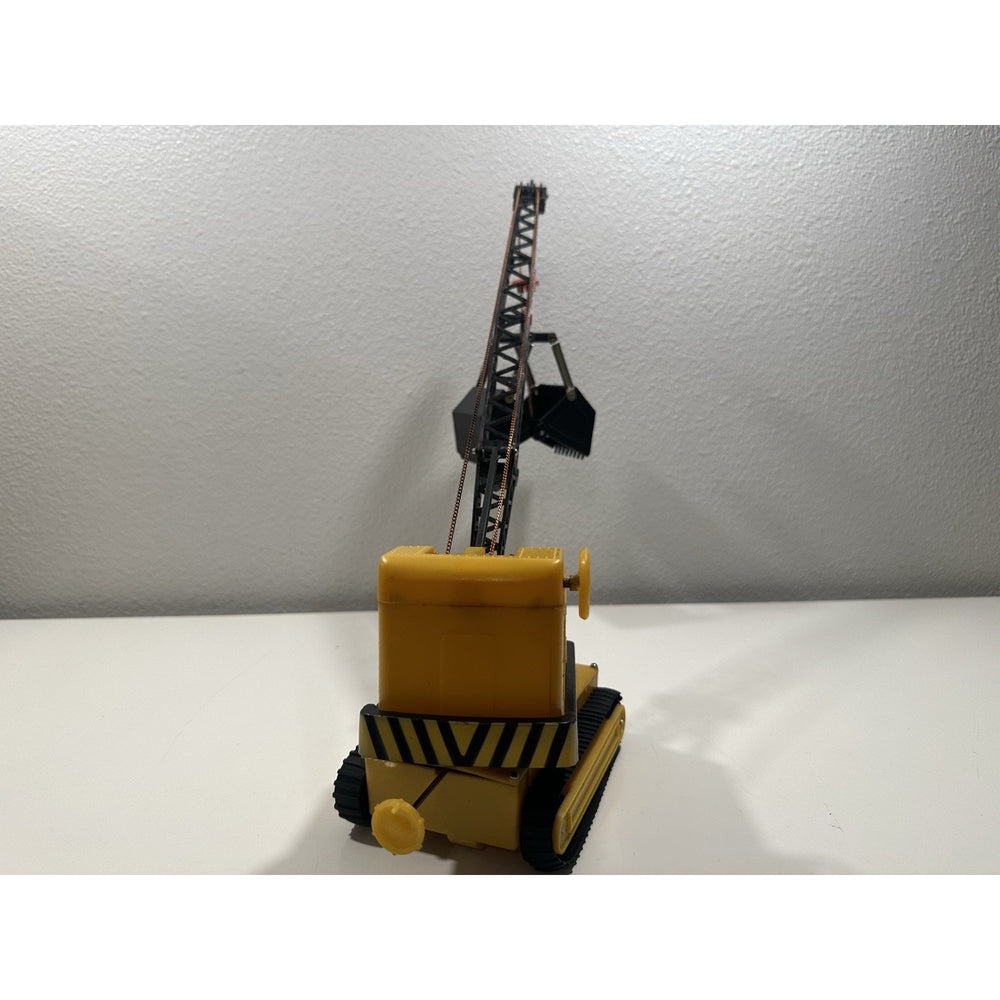 VINTAGE *NEW* 1972 Hercules Caterpillar Crane Battery Operated Toy