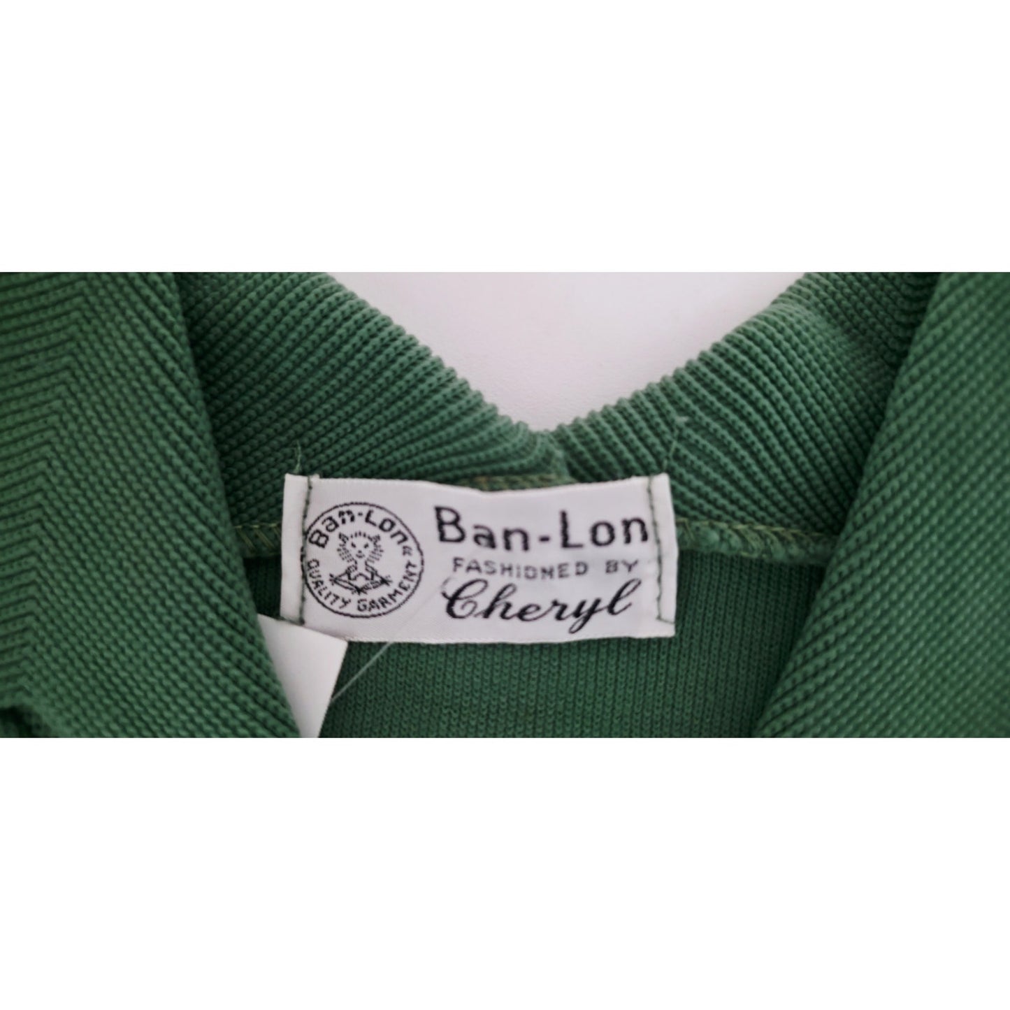 VINTAGE *NEW* 1960's Green Collared Women's Sweater by Ban-Lon 100% Nylon Size 40
