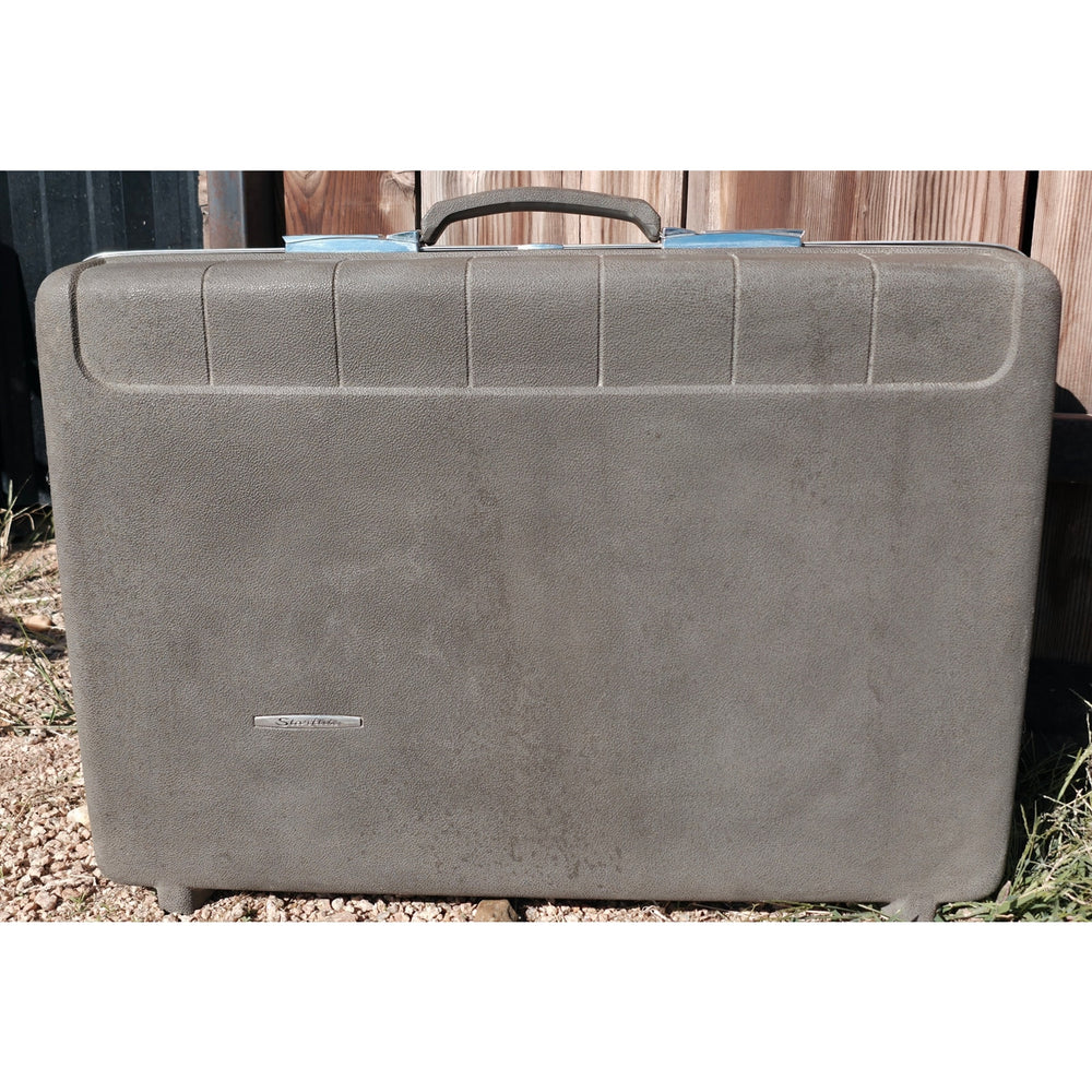 VINTAGE *NEW* 1960's Starflite Gray Hard Shell Luggage Size Large Made in USA