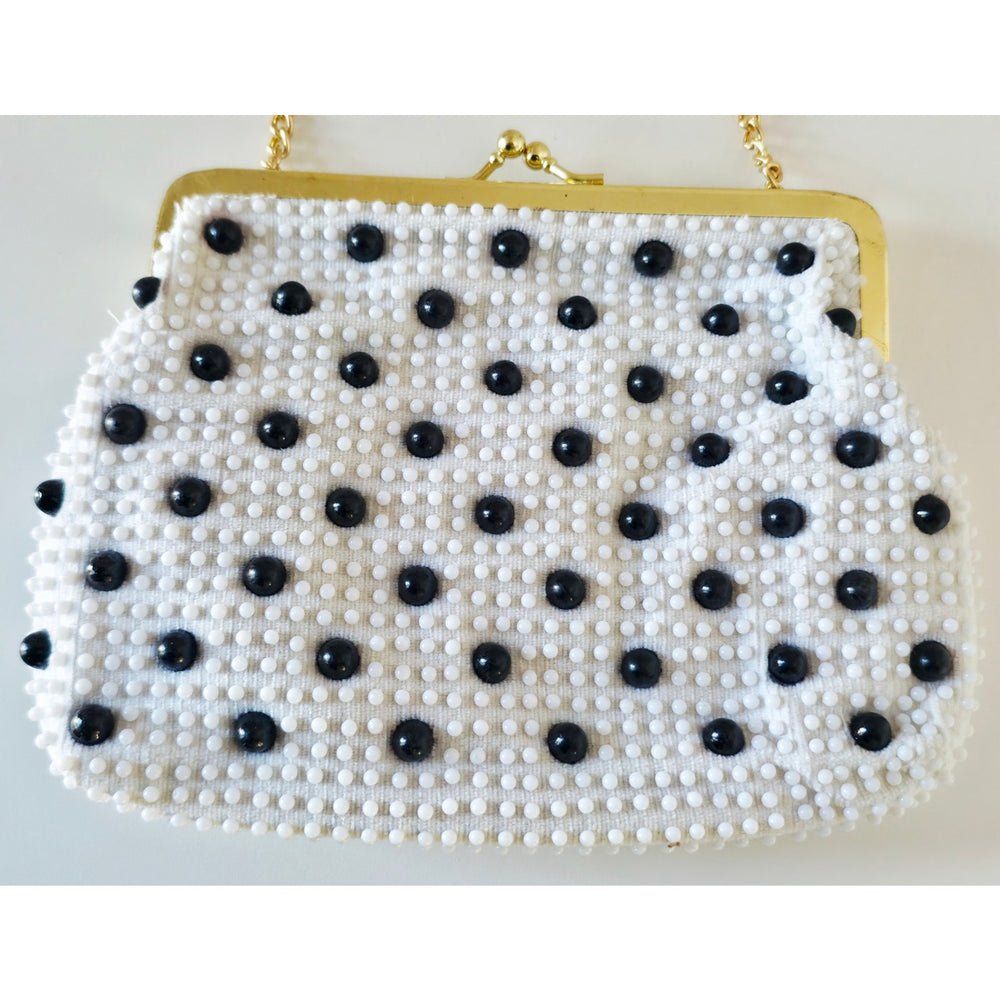 VINTAGE *NEW* 1950's White and Black Beaded Clutch Purse with Gold Chain