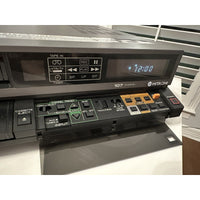 VINTAGE *NEW* 1980's Hitachi VT-73AY Adjustomatic VCR Video Deck