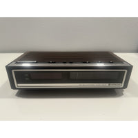 VINTAGE *NEW* 1980's Hitachi KC-651H Am/Fm 2-Band Table Radio w/Digital Clock