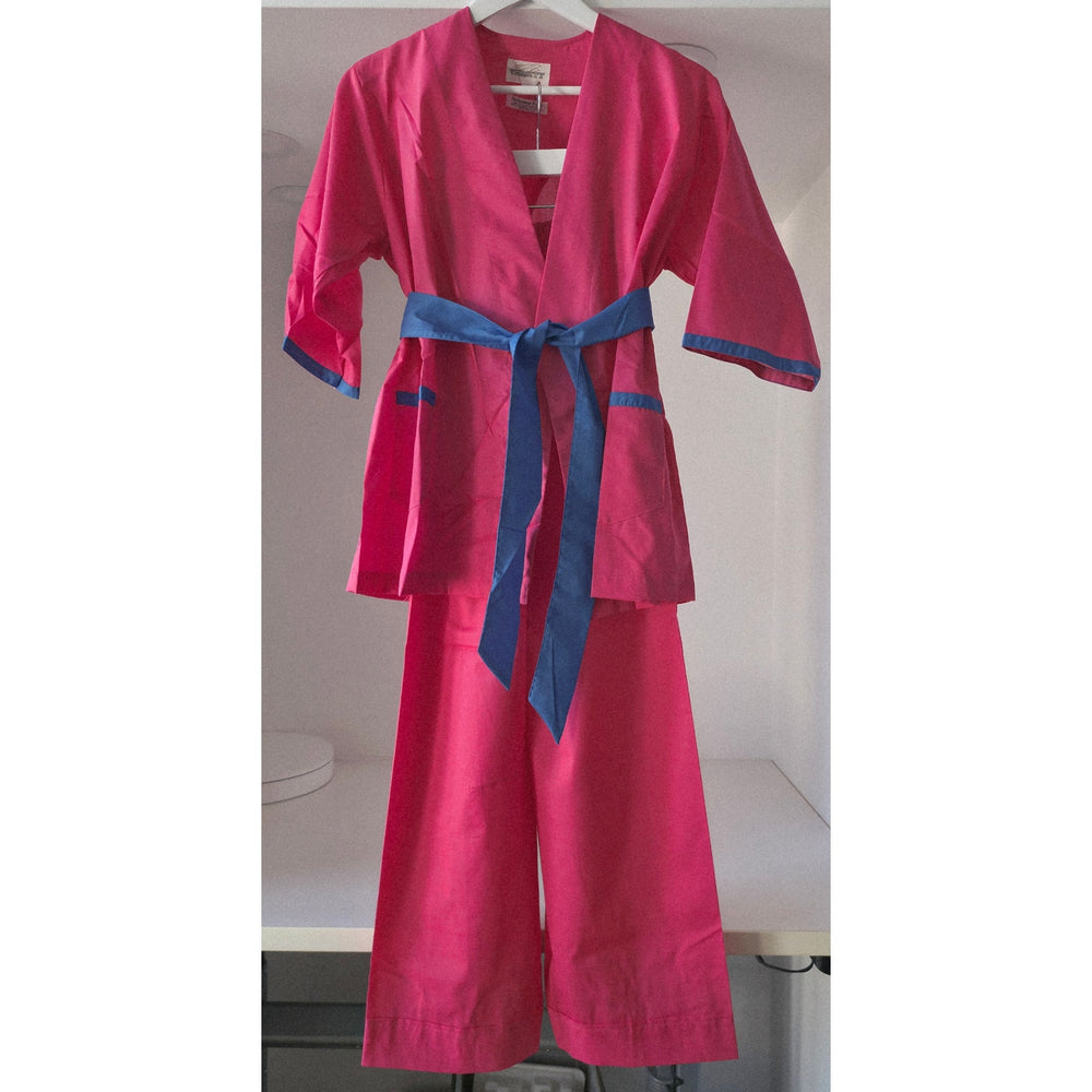 VINTAGE *NEW* 1970's Women's Pink Scrubs | Top & Pants | Kimono w/ Blue Belt Size M