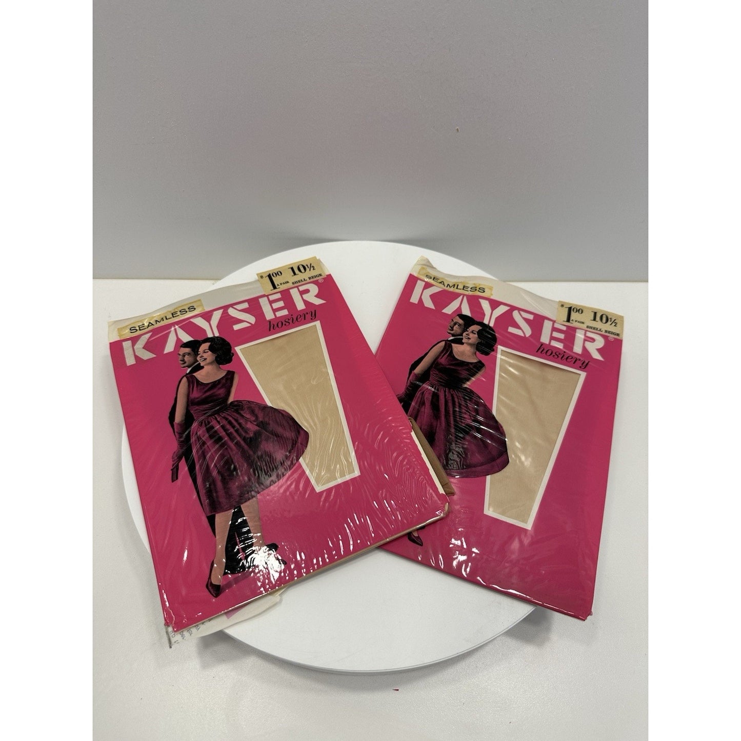 VINTAGE *NEW* 1960's Kayser Hosiery Seamless-Shell Beige Sz 10.5 2-Pack