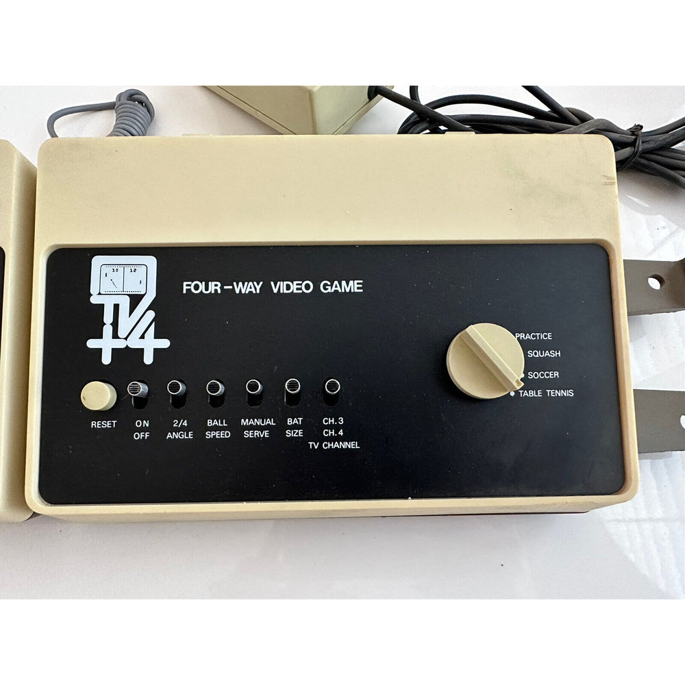 VINTAGE Concept 2000 TV4+Video Game Console - Needs Lovin'